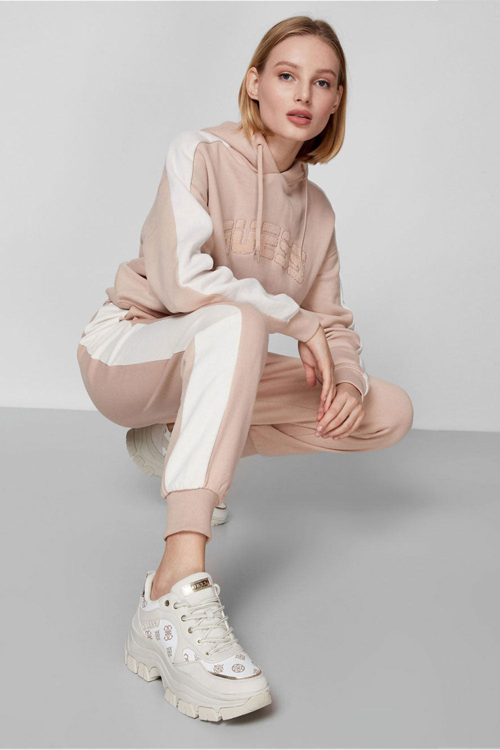 ANNETTA SWEATSHIRT AND PANTS SET