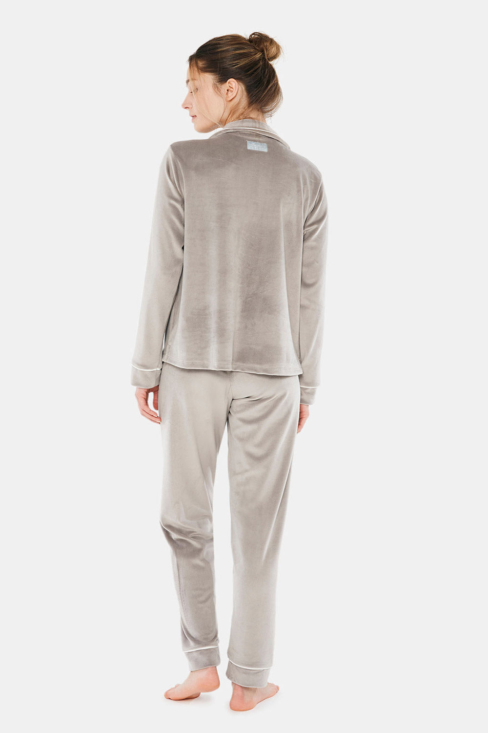 VELVET BUTTONED PAJAMA